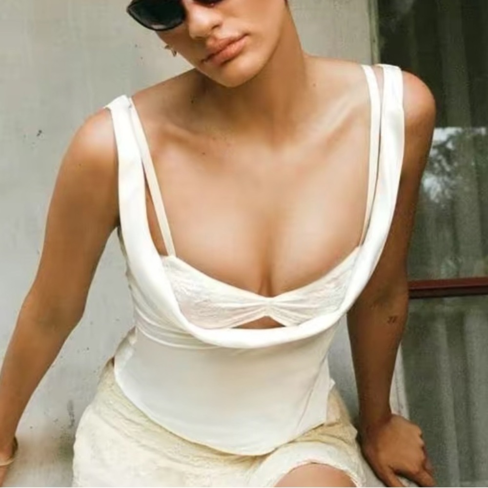 Lioness Ivory Lace Chemise